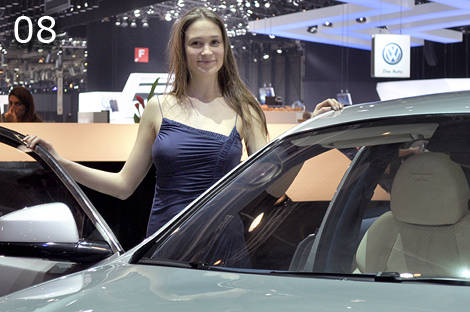 Top 10 Most Beautiful Girls from the Geneva Motor Show