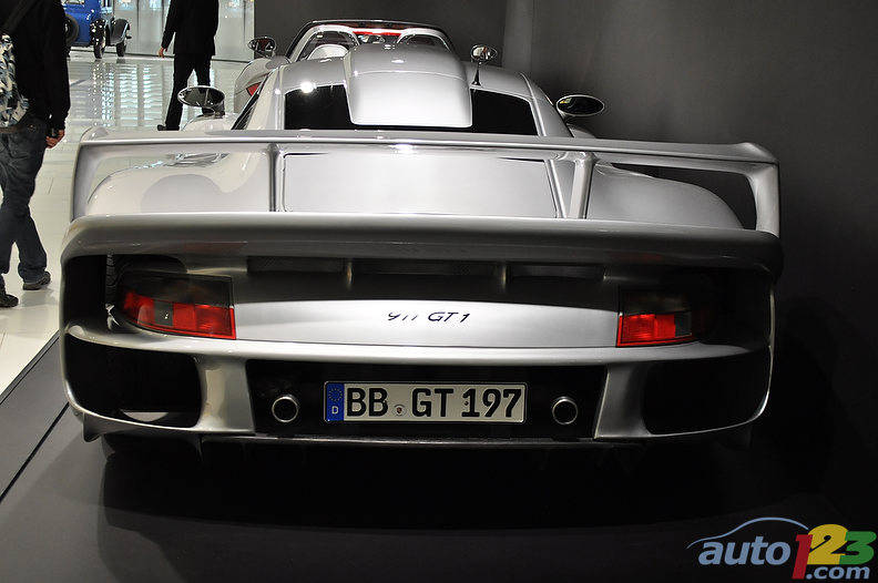 1996 911 GTI Street Version (Photo: Mathieu St-Pierre/Auto123.com)