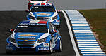 WTCC: Yvan Muller leads Chevrolet 1-2-3 in qualifying at Donington Park