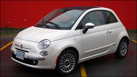 Goed doen Groot frequentie 2012 Fiat 500 Lounge Review Editor's Review | Car Reviews | Auto123