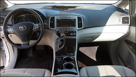 Toyota Venza 2011 intérieur