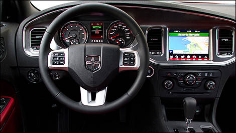 Dodge Charger 2012 int&eacute;rieur