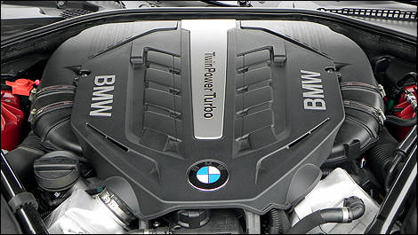 BMW 650i Cabriolet 2012 moteur