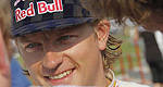 F1: Kimi Raikkonen visits Williams team factory