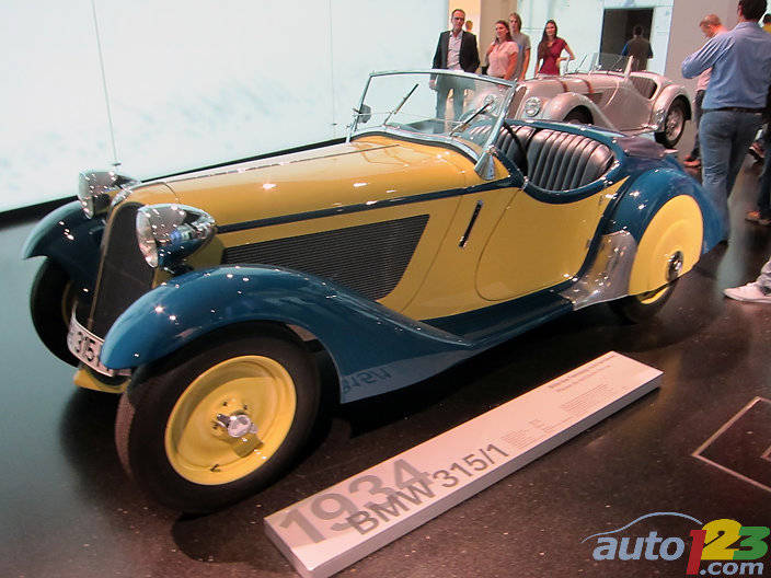 BMW 315/1 1934 : Dévoilée au Salon de l'auto de Berlin en 1934, la 315/1 roadster est devenue la championne de sport automobile incontestée dans la catégorie des 1,5-litre. (Photo: Lesley Wimbush/Auto123.com)
