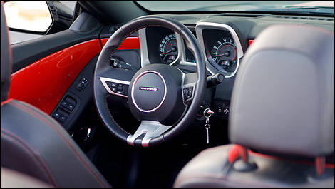 2011 Chevrolet Camaro Convertible 2SS interior