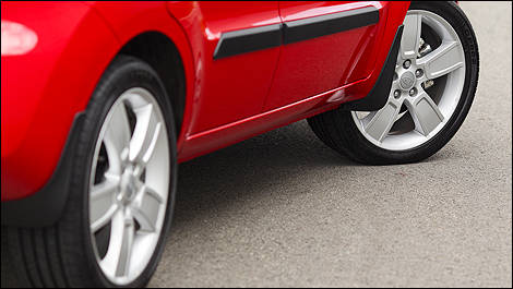 Kia Soul 4u Luxe 2011 roues