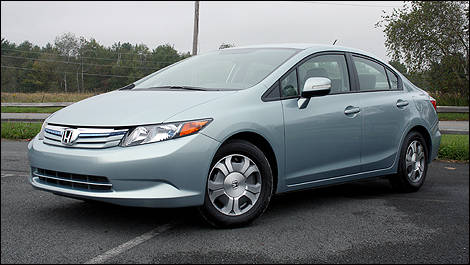 Honda Civic Hybride 2012 vue 3/4 avant