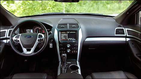 Ford Explorer XLT V6 4 WD 2011 intérieur