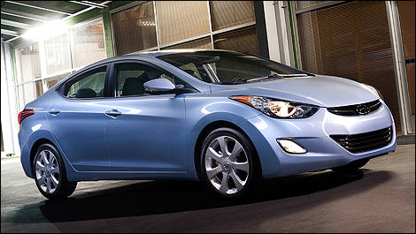 2012 Hyundai Elantra front 3/4 view