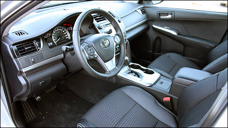 Toyota Camry 2012 int&eacute;rieur