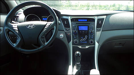 Hyundai Sonata Hybrid 2011 intérieur