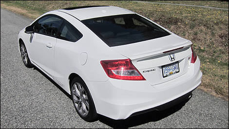 2012 Honda Civic Coupe Si Review Editor S Review Car Reviews Auto123