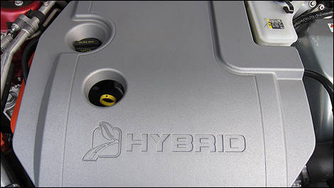 Ford Fusion hybride 2011 moteur