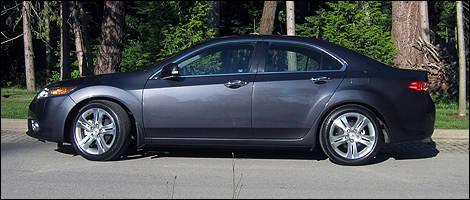2011 Acura TSX V6 Technology left side view