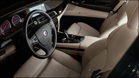 BMW ALPINA B7 2011 intérieur