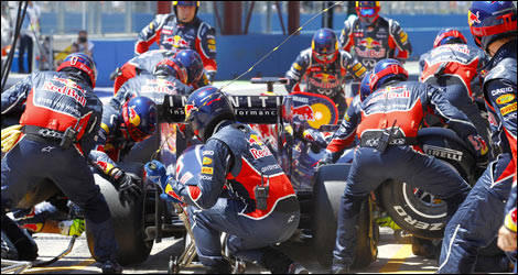 F1 Red Bull crew