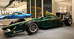 IndyCar: Lotus pushes back first track test