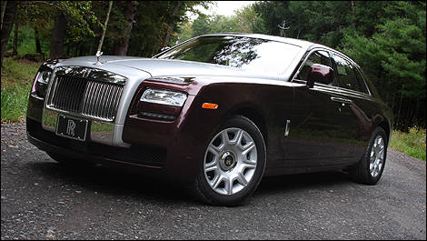 Rolls-Royce Ghost 2011 vue 3/4 avant