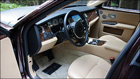 Rolls-Royce Ghost 2011 intérieur