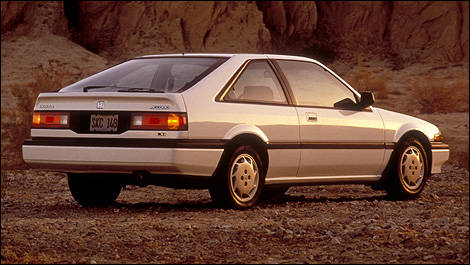 Honda Accord 1988 vue 3/4 arrière