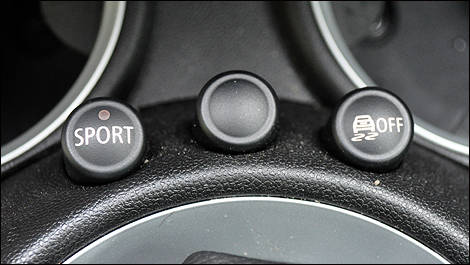 2011 MINI John Cooper Works interior