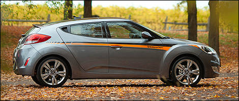 2012 Hyundai Veloster EcoShift DCT Tech Package right side view