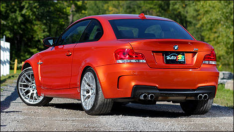 BMW Série 1 M Coupé 2011 vue 3/4 arrière