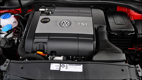 2011 Volkswagen Golf R engine