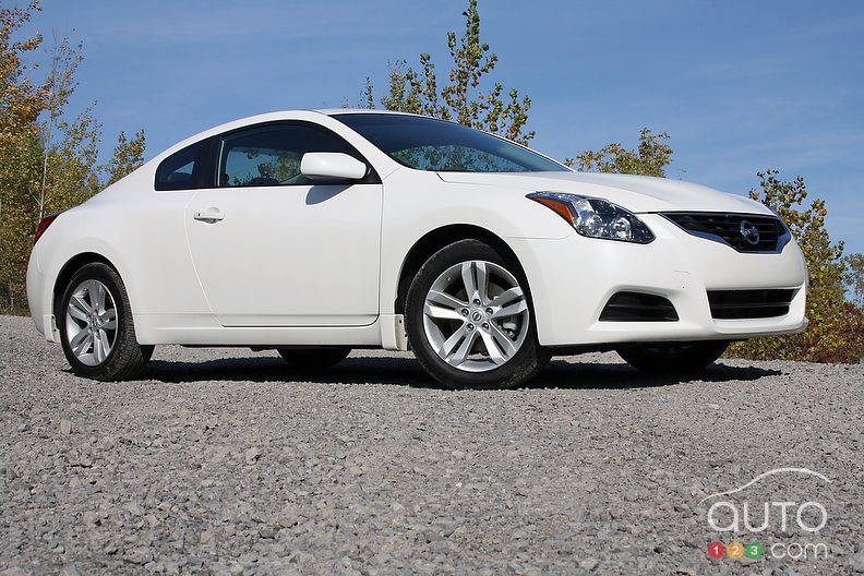 2012 nissan altima 2.5 s accessories