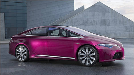 Toyota NS4 Plug-in Hybrid Concept