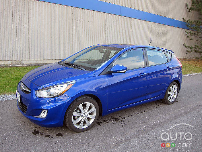 2013 Hyundai Accent Research, photos, specs, and expertise