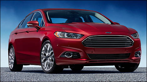 Ford Fusion 2013 vue 3/4 avant