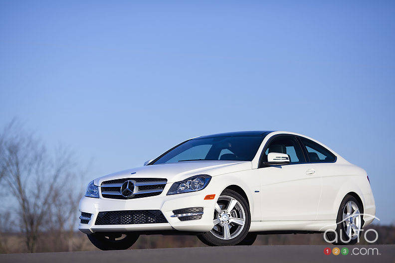 12 Mercedes Benz C250 Coupe Car Reviews Auto123