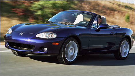 2005 Mazda Miata front 3/4 view