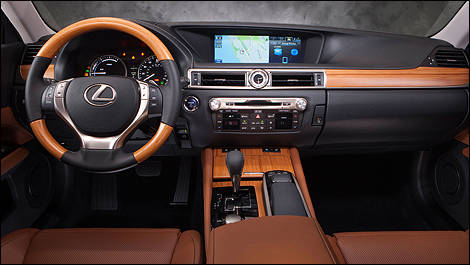 2013 Lexus GS 450h interior
