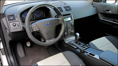 Volvo C30 T5 R-Design 2012 intérieur