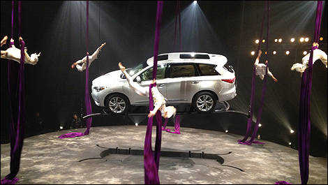 2013 Infiniti JX Cirque du Soleil