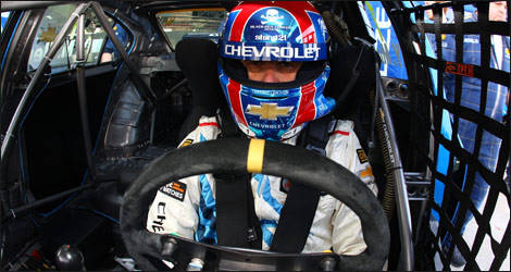 Müller at the wheel of his Chevrolet Cruze (Photo: WTCC)
