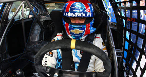 Au volant de la Chevrolet Cruze (Photo: WTCC)