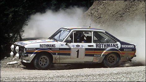 9 Ford Escort RS1800 vus c&ocirc;t&eacute; gauche