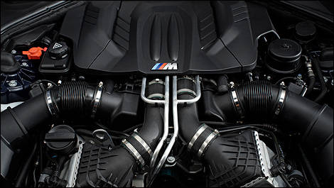 BMW M6 Cabriolet 2012 moteur