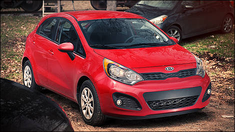 2012 Kia Rio 5-door front 3/4 view
