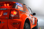 Land Rover and Bowler sign partnership