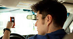 Cell phones: a bad habit for some Canadian drivers