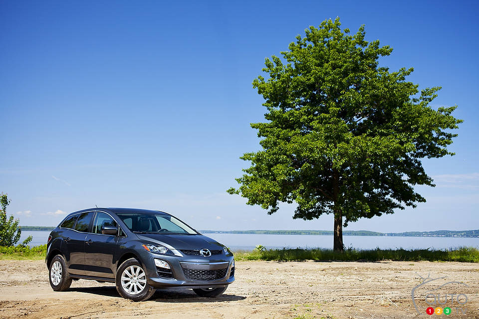 12 Mazda Cx 7 Car Reviews Auto123 12 Mazda Cx 7 Car Reviews Auto123
