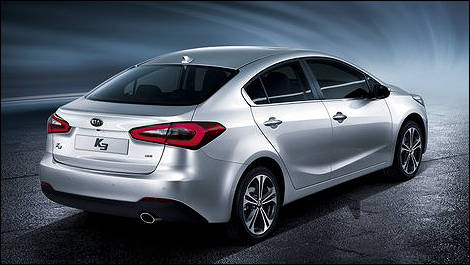 2014 Kia Forte rear 3/4 view