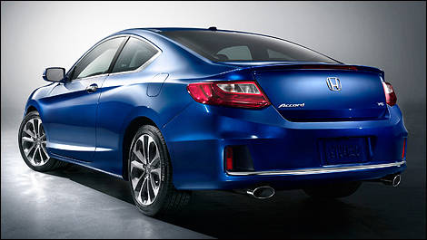 Honda Accord coup&eacute; 2013 vue 3/4 arri&egrave;re