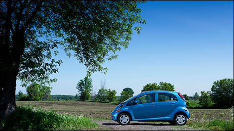 Mitsubishi i-MiEV 2012 vue côté