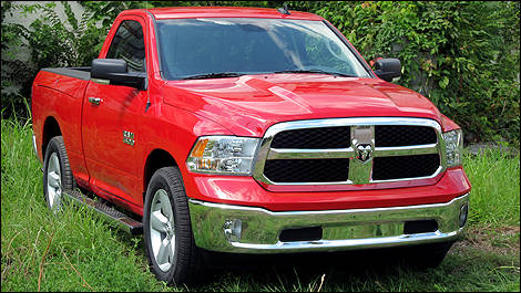 2013 Ram 1500 front 3/4 view